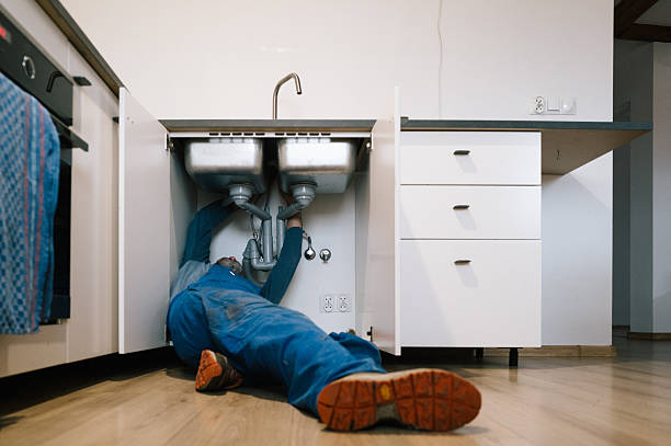 Professional Drain Cleaning technician working in Mehama, OR